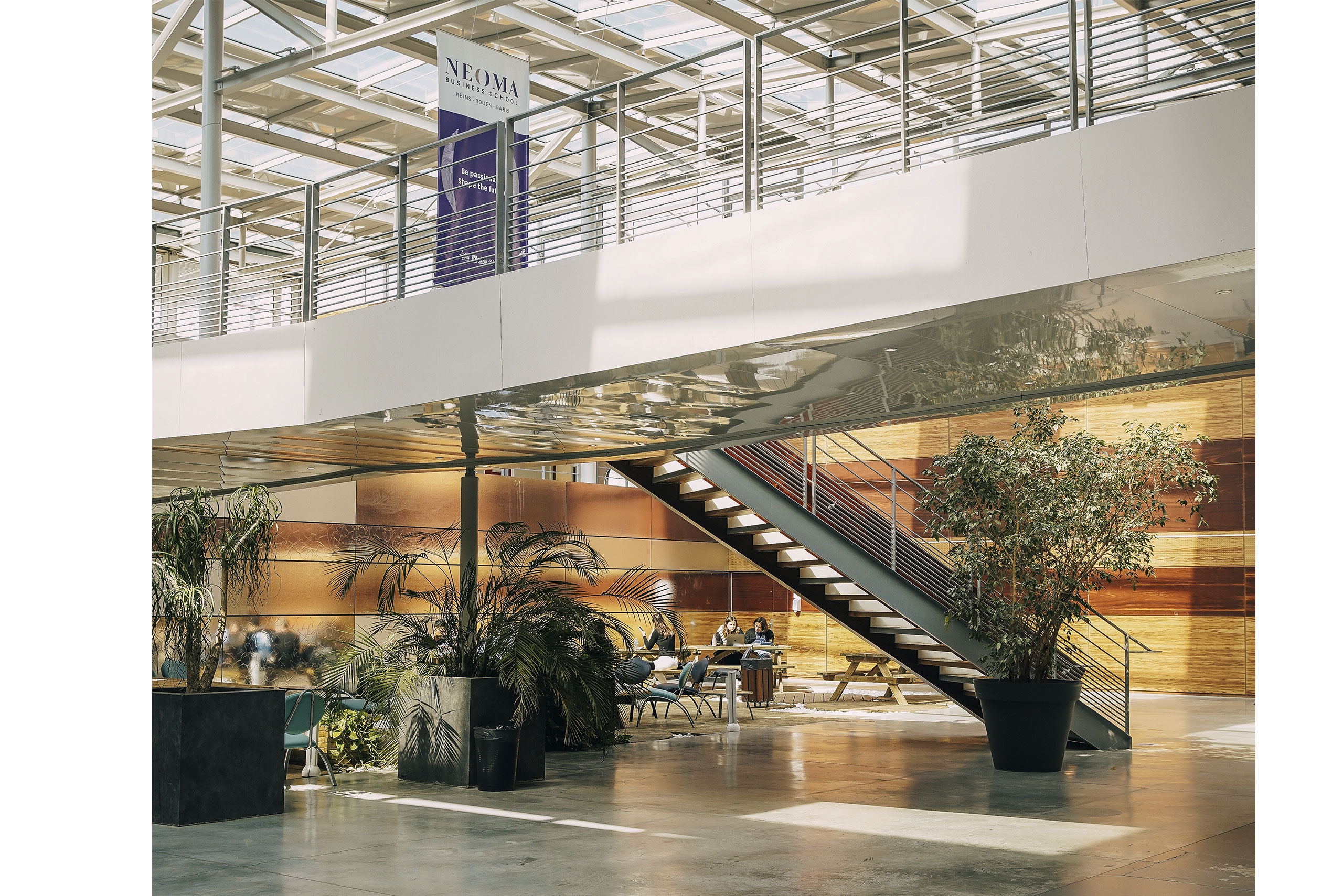 NEOMA Reims campus Atrium
